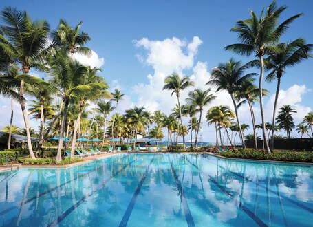 Exercise/lap pool