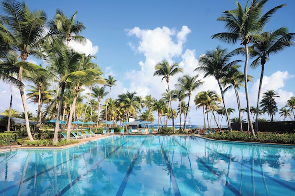 Exercise/lap pool