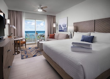 Studio | Premium bedding, pillowtop beds, in-room safe, blackout drapes at Hyatt Vacation Club at Hacienda del Mar, Dorado
