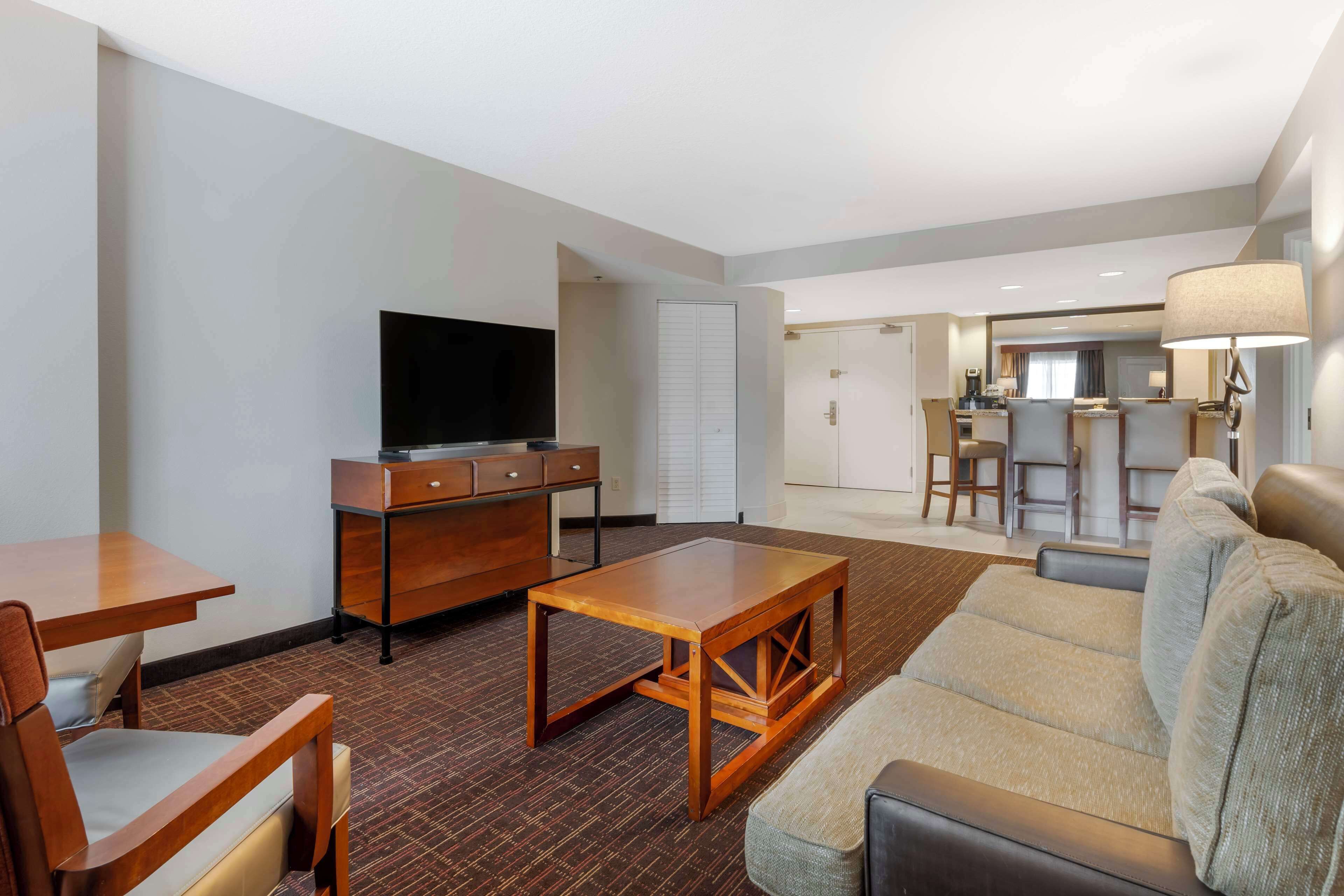 Suite, Multiple Beds, Non Smoking, Balcony (with Sofabed)