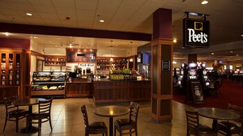 3 restaurants, breakfast, lunch, dinner served; seafood at Best Western Plus Boomtown Casino Hotel