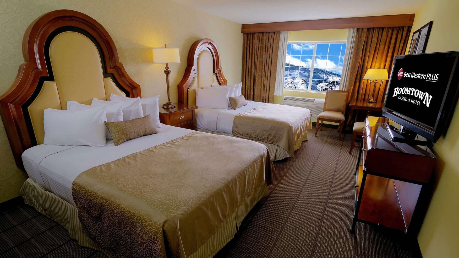 Premium bedding, pillowtop beds, in-room safe, desk