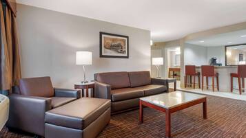 Suite, 2 Queen Beds, Non Smoking, Balcony