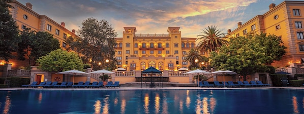 Outdoor pool, pool umbrellas, pool loungers