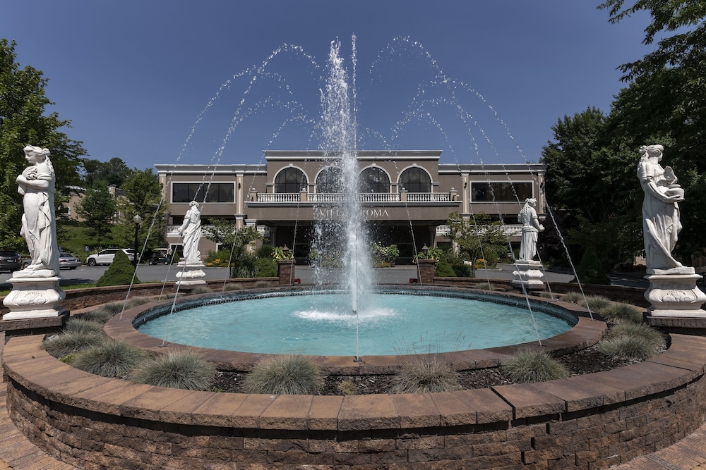 Villa Roma Resort - Sullivan Catskills Vacations by null