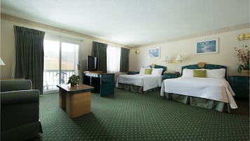 Hotel Deluxe Room | Iron/ironing board, alarm clocks, wheelchair access