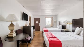 客房, 2 张大床 | 1 多间卧室、客房内保险箱、熨斗/熨衣板、免费 WiFi