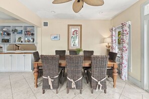 Lobby - The Independent Inn - Formerly Heron House Court  (Key West)