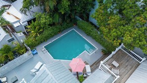 Terrace/patio - The Independent Inn - Formerly Heron House Court  (Key West)