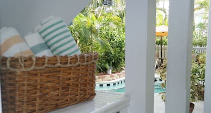 Heron House Court - Adult Only