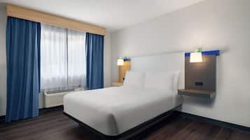 Ropa de cama de alta calidad y escritorio