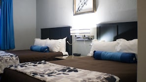 Chambre, 2 grands lits, non-fumeur | Lit avec matelas à plateau-coussin, bureau