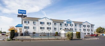 Rodeway Inn & Suites - Nampa