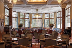 Lobby - Hotel Waldhaus Sils  (Sils im Engadin-Segl)