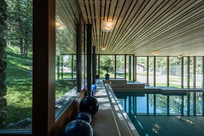 Piscine couverte, piscine extérieure