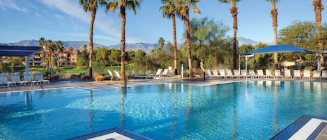 4 outdoor pools