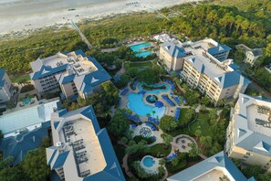 Indoor pool, 5 outdoor pools, pool umbrellas, pool loungers