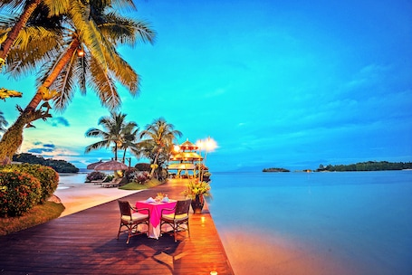 Breakfast, lunch, dinner served; beach views