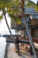 Samal Suite ,with 1 Pullout bed | Balcony