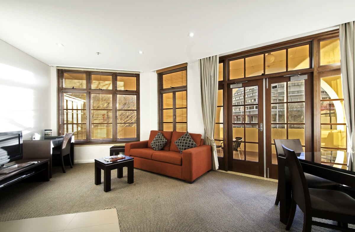 Quest Canberra