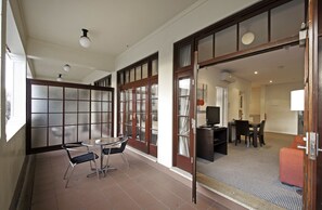 Appartement Exécutif, 1 chambre, balcon | Terrasse/Patio
