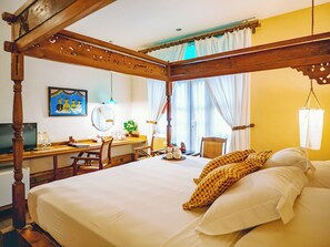 スイート (Zamrud) | ミニバー、セーフティボックス (室内)、デスク、ノートパソコン用作業スペース