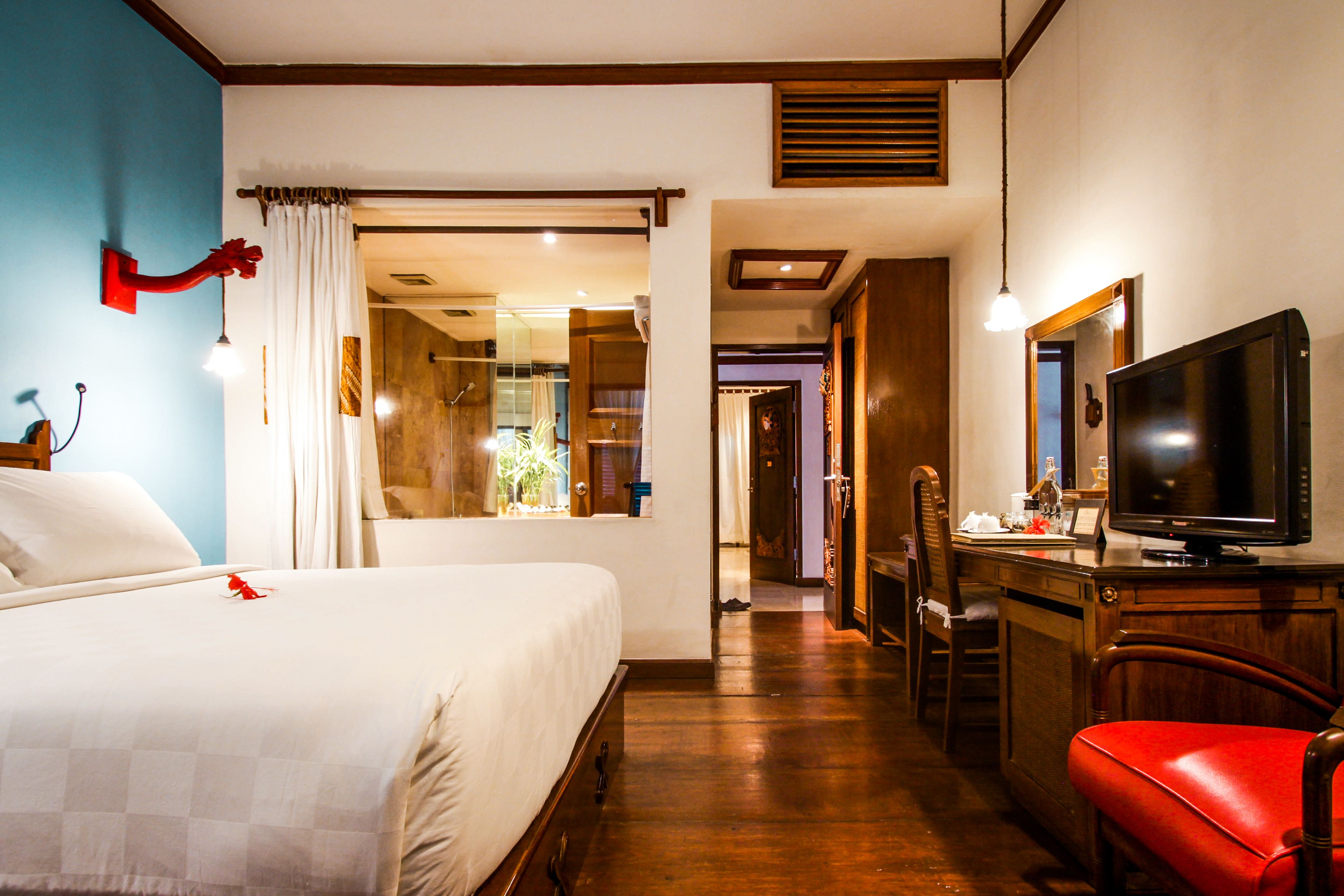 Zimmer (Superior Deluxe) | Minibar, Zimmersafe, Schreibtisch, laptopgeeigneter Arbeitsplatz