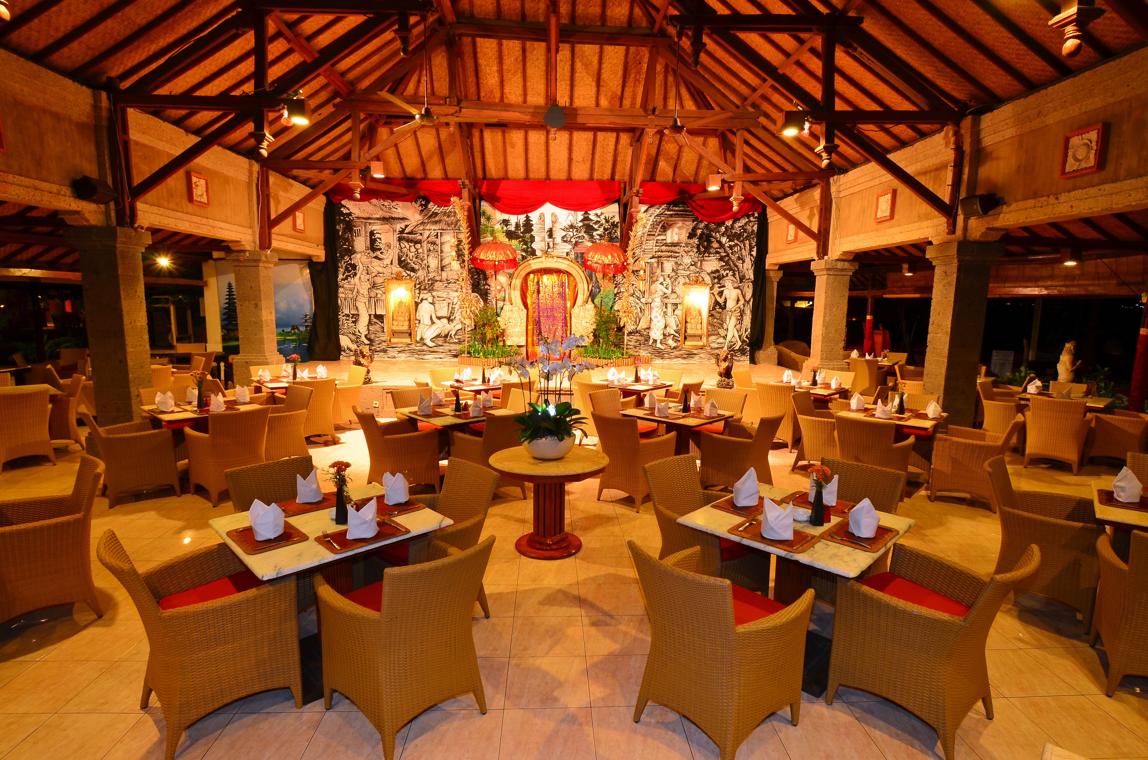 daily buffet breakfast for a fee