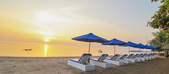 Inna Sindhu Beach
