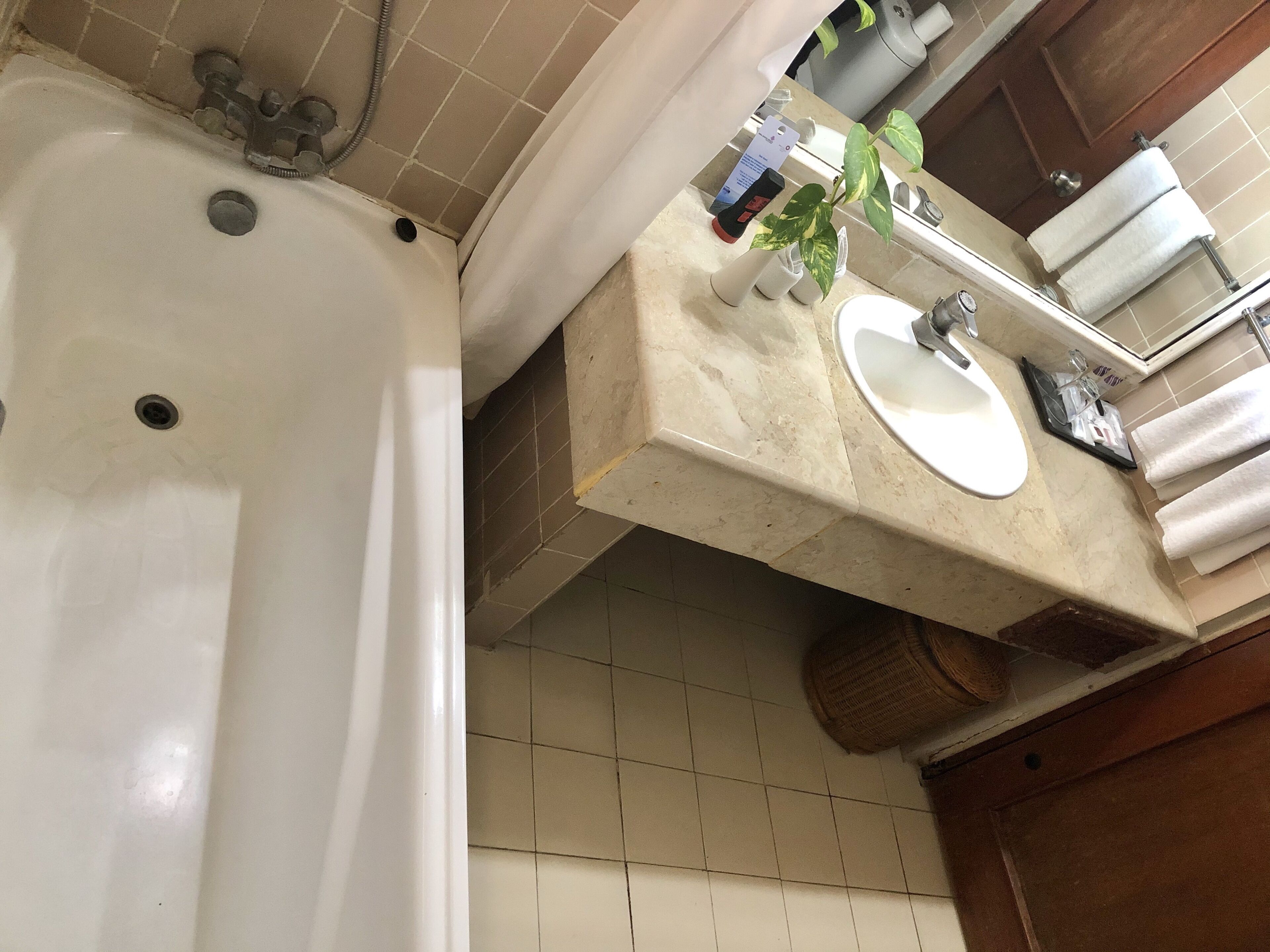 junior suite, 1 double bed | bathroom | shower, free toiletries, hair dryer, slippers