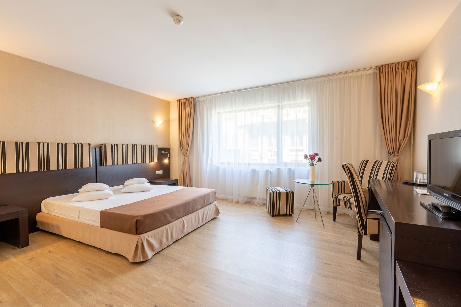 Premium bedding, minibar, in-room safe, blackout curtains
