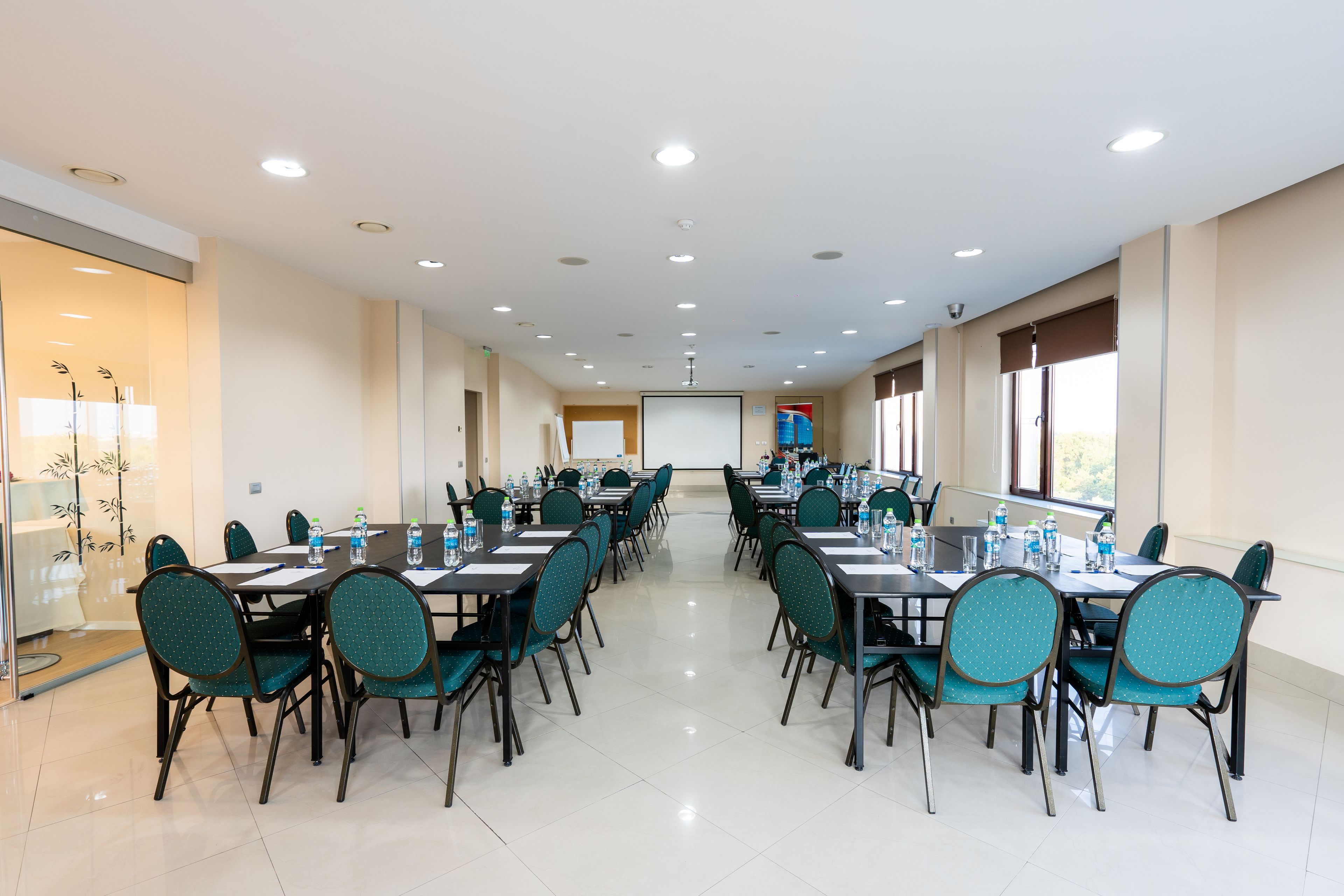 Photo - Hotel Parliament