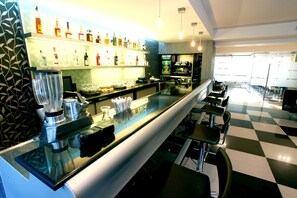 Bar (on property) - Parliament Hotel (Bucharest)