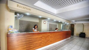 Lobby - The Bugibba Hotel (St. Paul's Bay)