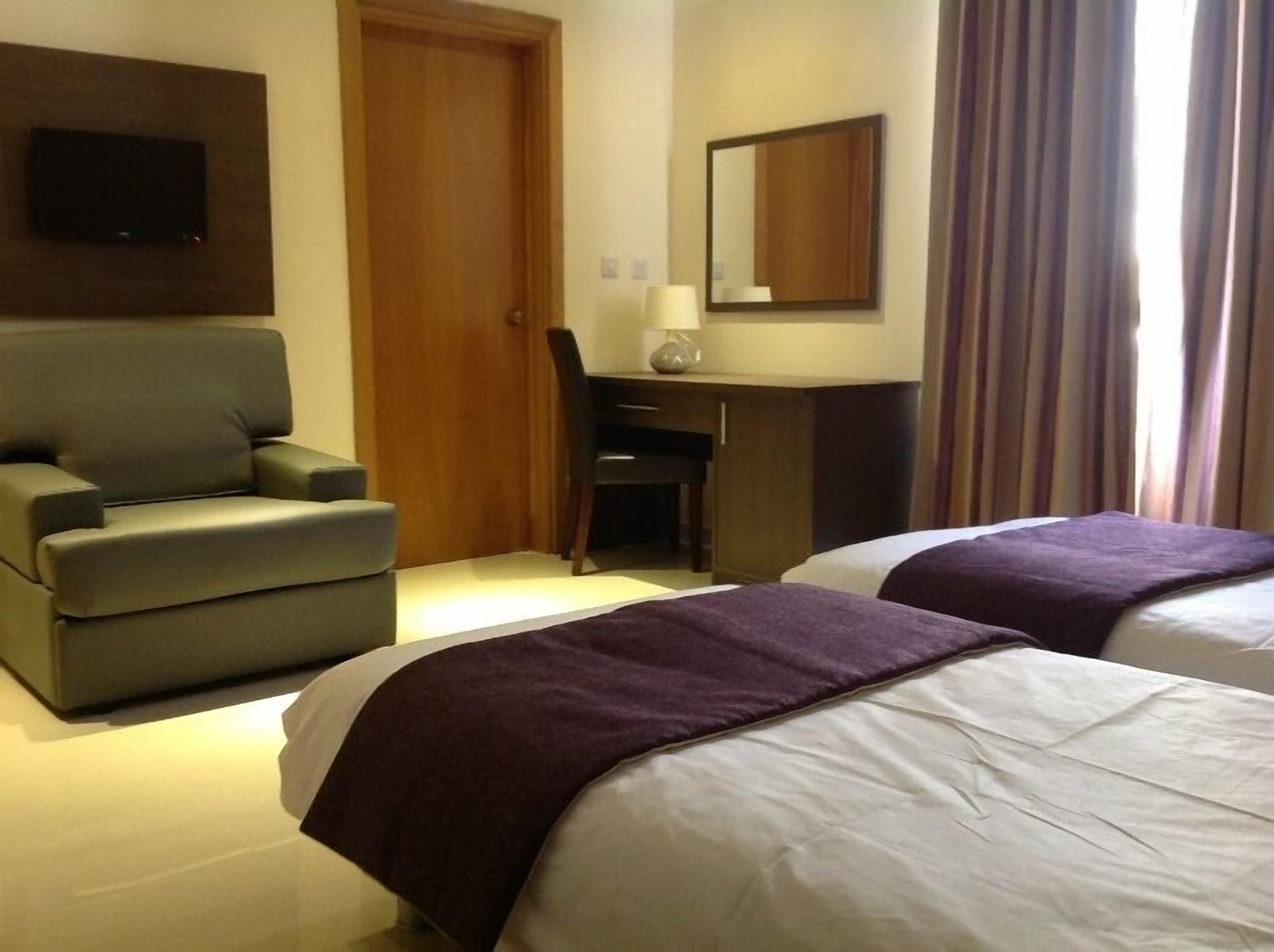 Minibar, desk, blackout drapes, free WiFi