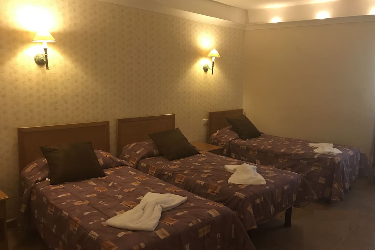 Dreibettzimmer