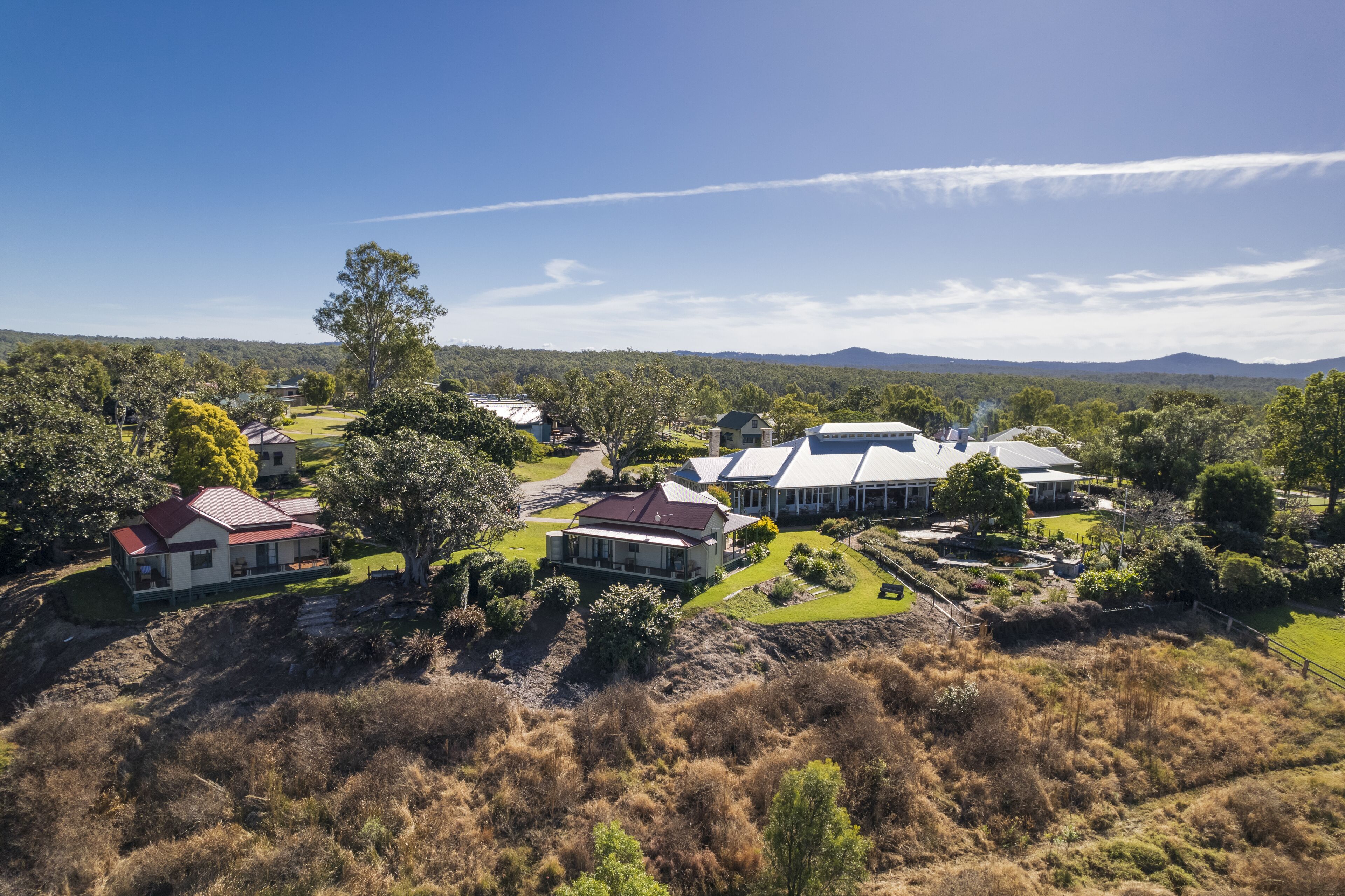 Vista frontal de la propiedad