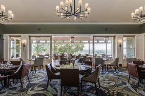 Breakfast, lunch and dinner served - Spicers Hidden Vale (Grandchester)