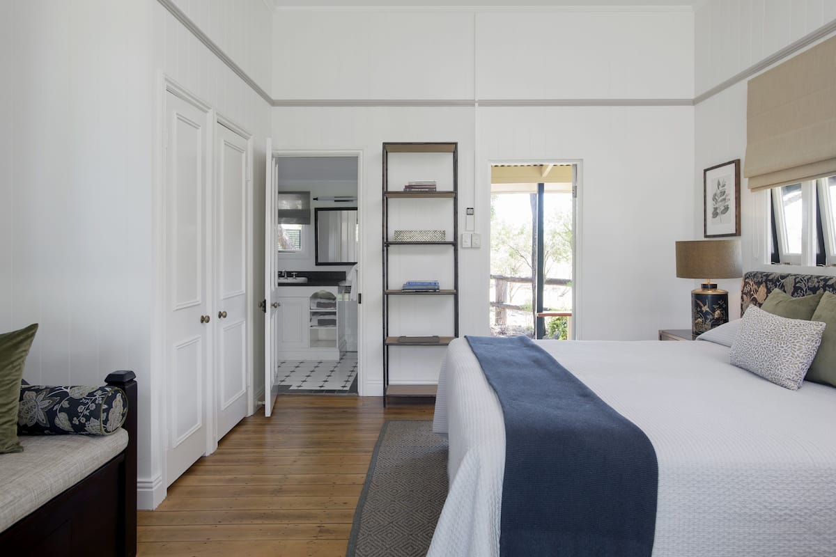 Premium bedding, minibar, in-room safe, iron/ironing board