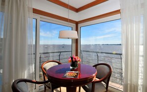 Minibar, in-room safe, desk, blackout curtains