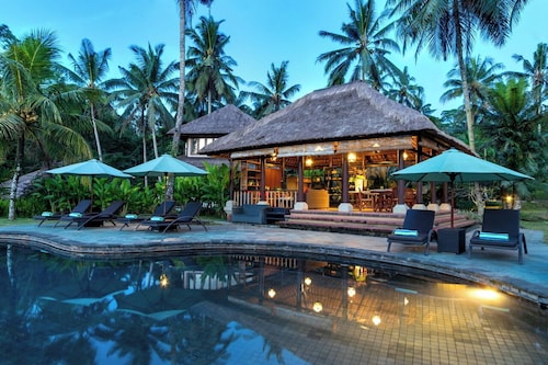 Villa Semana Resort & Spa