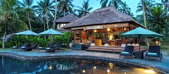 Villa Semana Resort & Spa