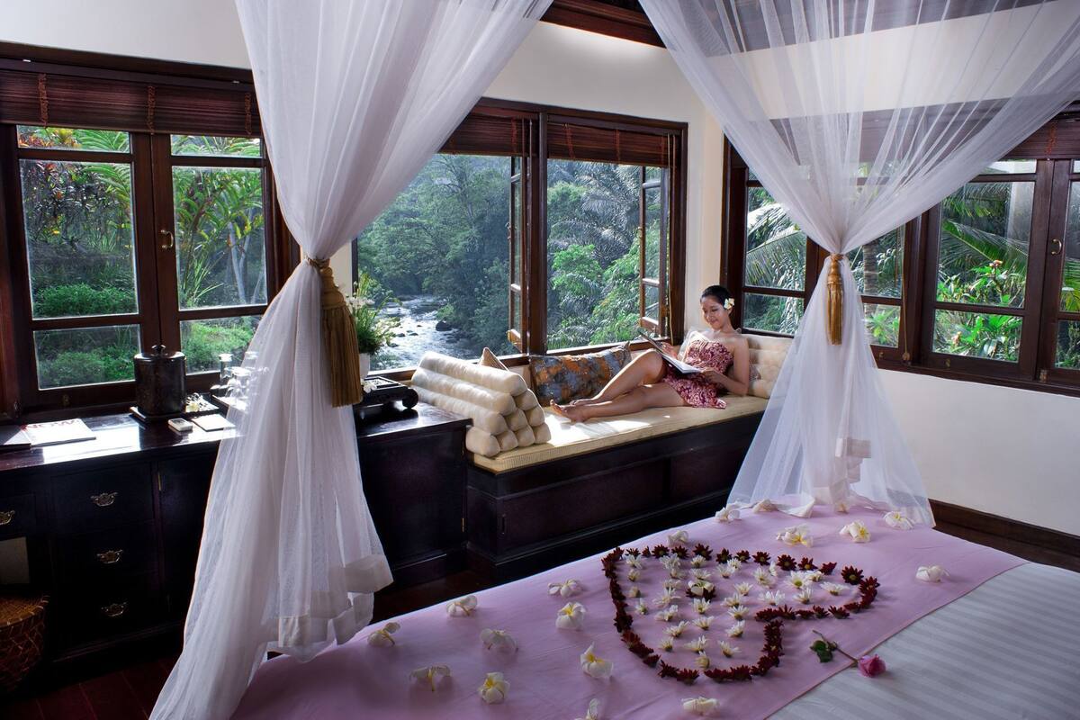 Minibar, in-room safe, desk, blackout drapes