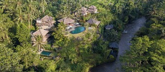 Villa Semana Resort & Spa