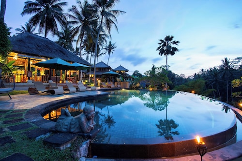 Villa Semana Resort & Spa