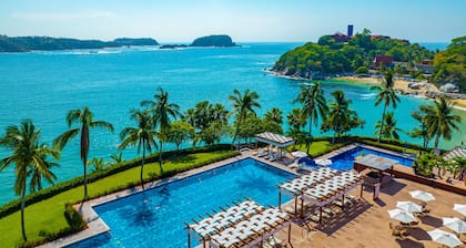 Las Brisas Huatulco – All Inclusive