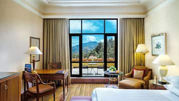 Premier Room, 1 King Bed, Valley View | Valley view