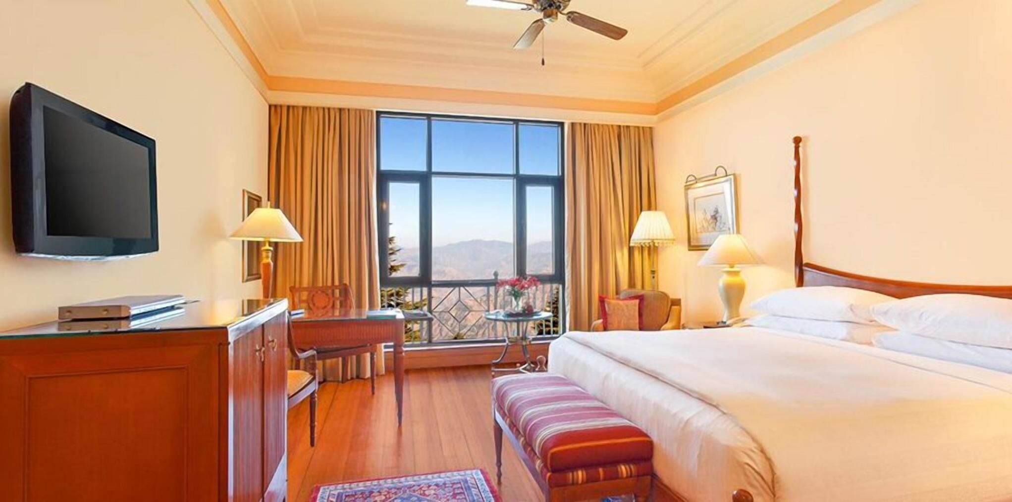 Premium bedding, minibar, in-room safe, desk