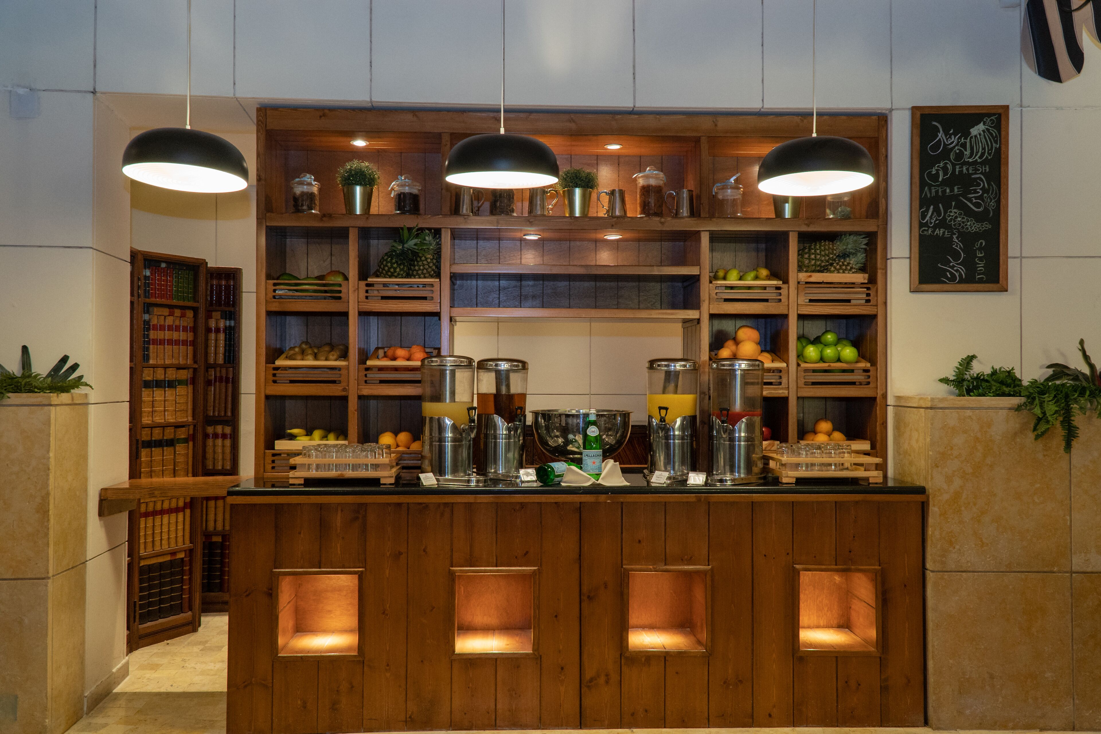 daily buffet breakfast (jod 17 per person)