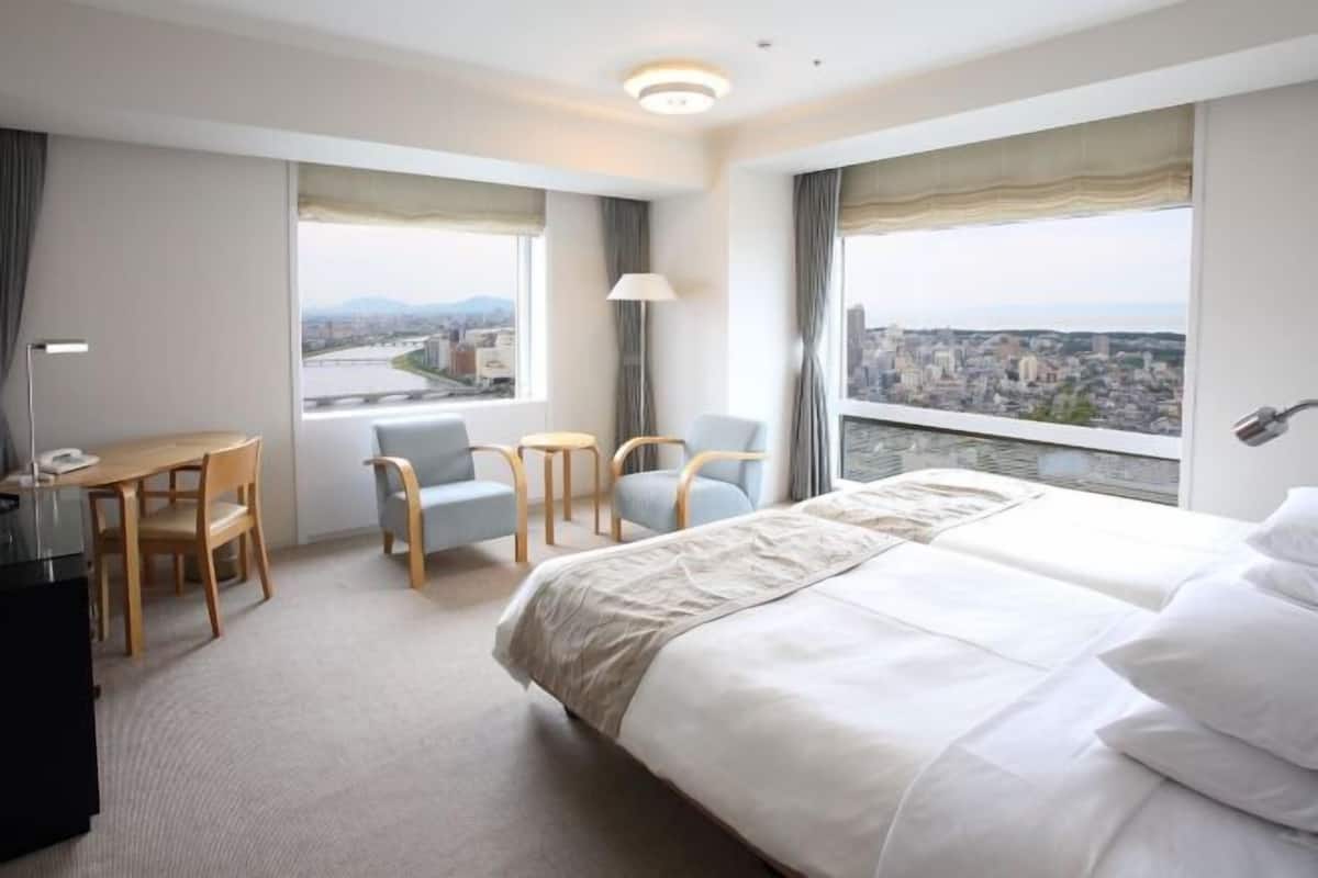 Desk, blackout curtains, iron/ironing board, free WiFi